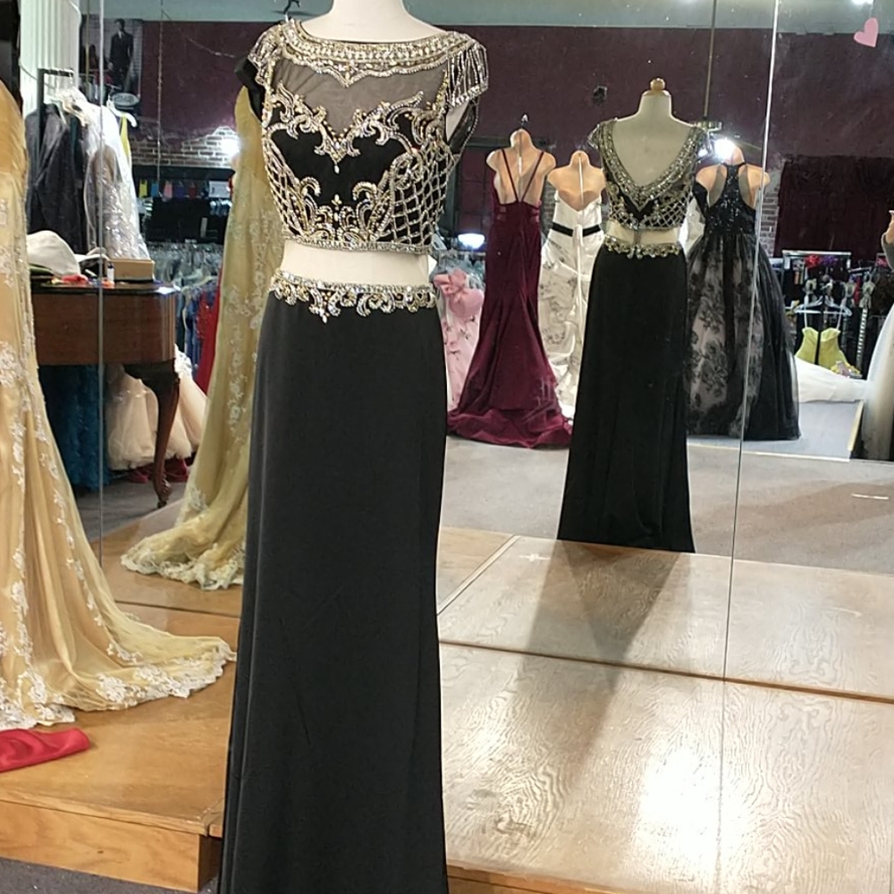 Envious by Karishma 1 piece Prom dress